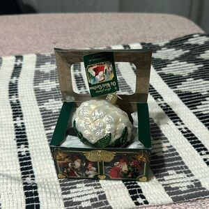 Old World Christmas Glass Cauliflower Ornament New in‎ Box